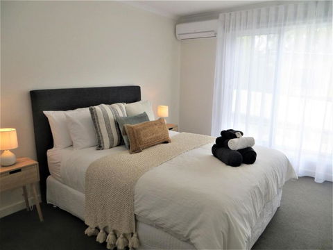 NORMANBY Coastal FREE WIFI & NETFLIX - Australian Destinations 3