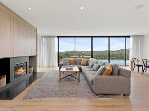 Fairway Views - Australian Destinations 4