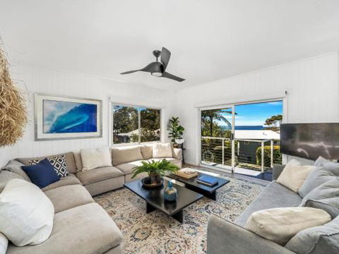 Akora At Hyams 4pm Check Out Sundays - Australian Destinations 5