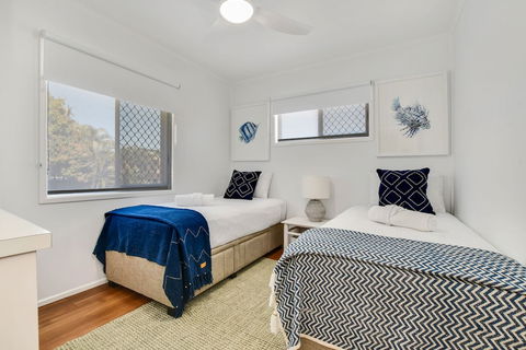 Rosies Bach - BUNA5 - Australian Destinations 5