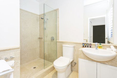 Cottesloe Aqua Retreat - Executive Escapes - Australian Destinations 2