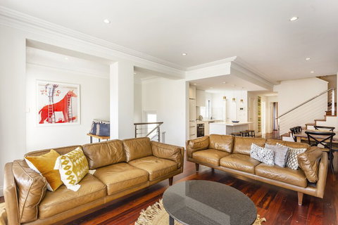 Cottesloe Aqua Retreat - Executive Escapes - Australian Destinations 1