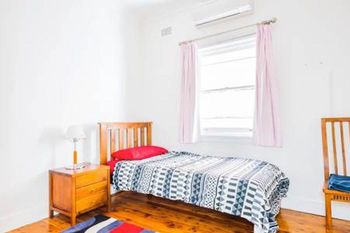 Coogee Apartment - Australian Destinations 6