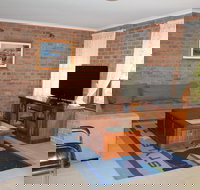 Surf Beach Family Friendly Home - Australian Destinations