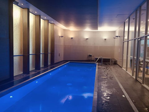 Luxury Apartment With View - Australian Destinations 2