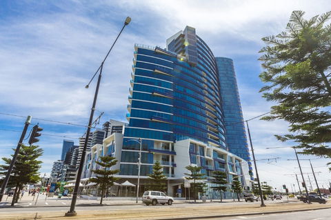 Apartments Melbourne Domain - New Quay Docklands - Australian Destinations 2