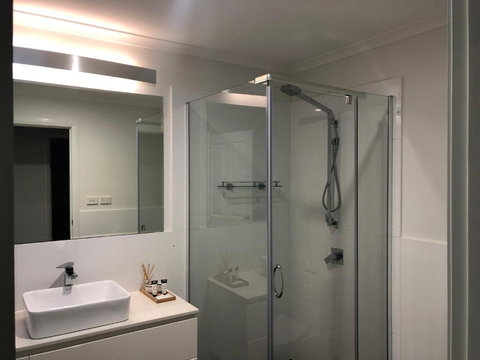 Beach & Bay Holiday House - Australian Destinations 1