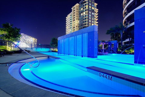 Oracle Broadbeach Apartments - Australian Destinations 4