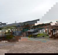 Deer Park Motor Inn - Australian Destinations