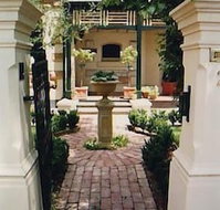 Water Bay Villa Bed and Breakfast - Australian Destinations