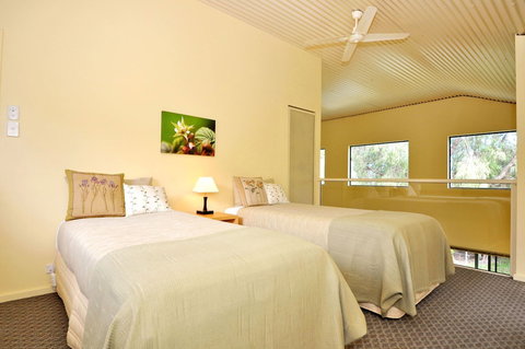 Tree Elle - Australian Destinations 5