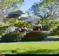 Tree Elle - Australian Destinations