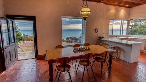 Antechamber Bay Retreats - Australian Destinations 3