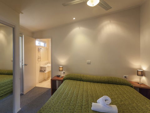 NRMA Eastern Beach Holiday Park - Australian Destinations 2