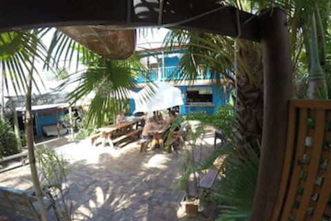 Cool Bananas Backpackers - Australian Destinations 0