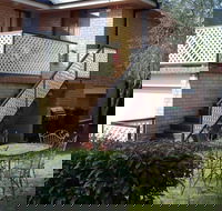 Estelle Kramer Motor Inn - Australian Destinations