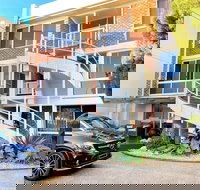 Bay Breeze Boutique Accommodation - Australian Destinations