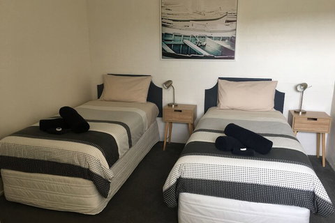 Crown Apartments - Australian Destinations 7