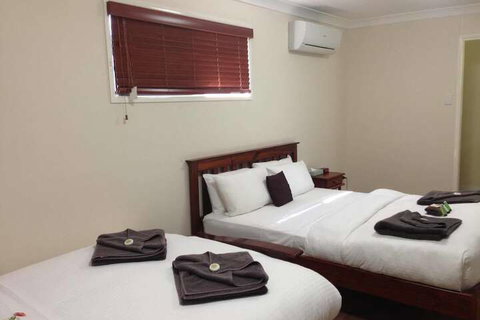 Mapleton Cabins & Caravan Park - Australian Destinations 5