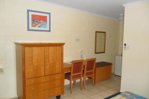 Nanango Antler Motel - Australian Destinations 0