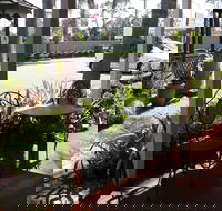 Avaleen Lodge Motor Inn - Australian Destinations