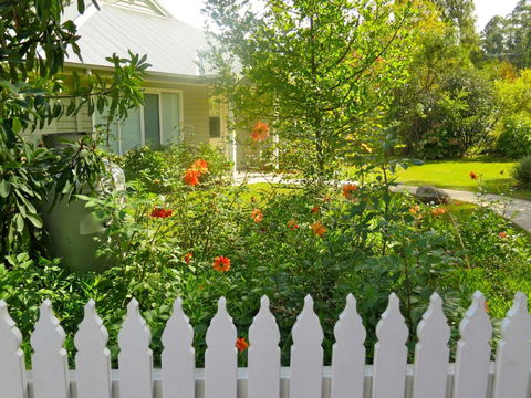 Amelina Cottages - Australian Destinations 1