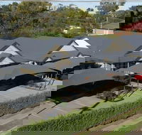 Francis Phillip Motor Inn - Australian Destinations