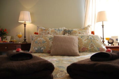 Highclaire House Bed & Breakfast - Australian Destinations 0