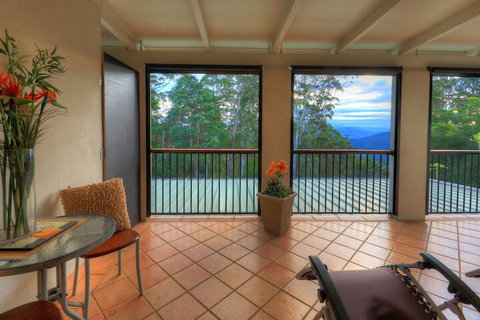 Mapleton Falls Accommodation - Australian Destinations 4