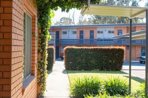 Parkview Motor Inn - Australian Destinations 1