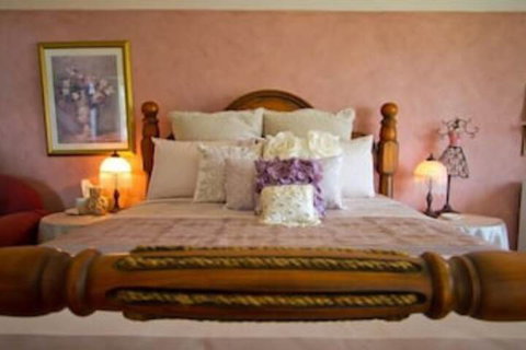 Bimbadeen Mountain Retreat - Australian Destinations 7