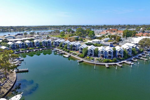 Captains Cove Resort - Australian Destinations 1