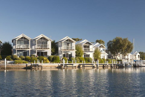 Captains Cove Resort - Australian Destinations 2