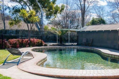 Central Caleula Motor Lodge - Australian Destinations 1