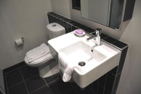 Astra Collins St. Docklands - Australian Destinations 3