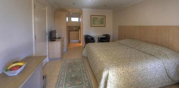 Cooma Motor Lodge Motel - Australian Destinations 1