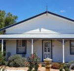 C  As Cottage - Australian Destinations