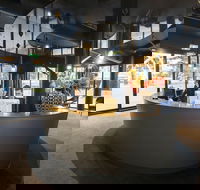 Waterfront Melbourne Apartments - Australian Destinations