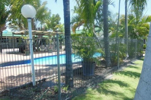 Country Road Motel - Australian Destinations 4