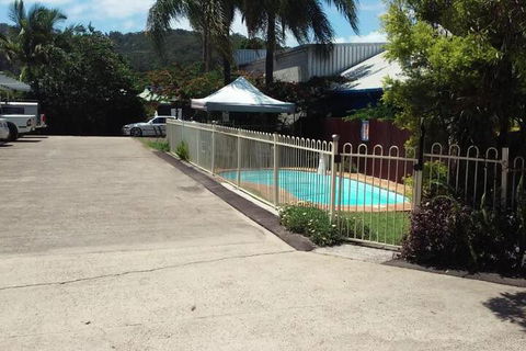 Nambour Central Motel - Australian Destinations 2