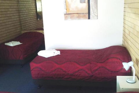 Nambour Central Motel - Australian Destinations 5