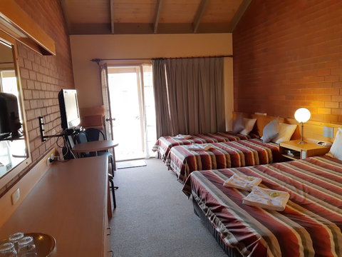 All Rivers Motor Inn - Australian Destinations 5