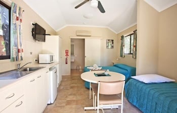 Captain Cook Holiday Village - Australian Destinations 2