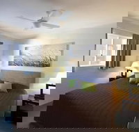 Mollymook Cove Apartments - Australian Destinations