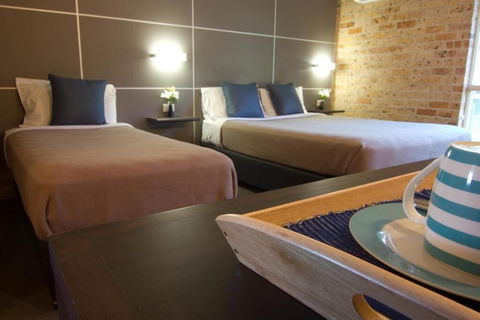 Lakeview Hotel Motel - Australian Destinations 3