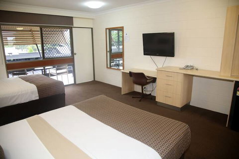 Cannonvale Reef Gateway Hotel - Australian Destinations 3