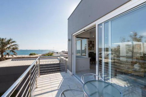 Cottesloe Beach House II - Australian Destinations 2