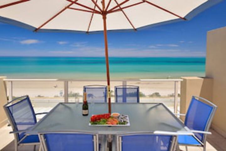 Henley Beach SA Australian Destinations