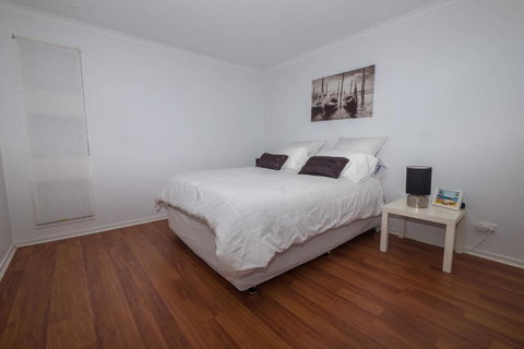 Demure Charm - Australian Destinations 2