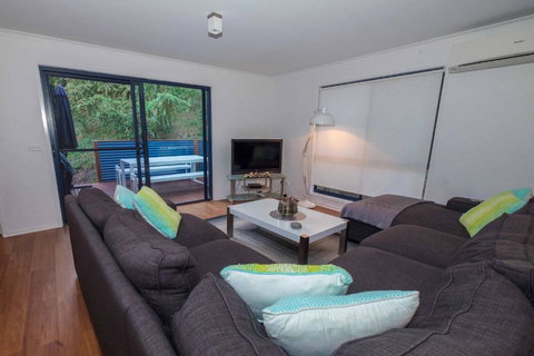 Demure Charm - Australian Destinations 1